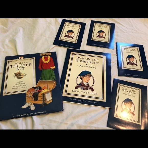 American Girl Molly’s Theater Kit For Four Imaginary Creative Fun Themes - Picture 2 of 2